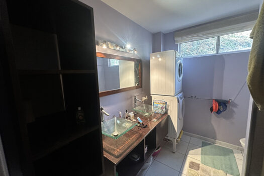 PAPEETE BEAU F3 AVEC TERRASSE