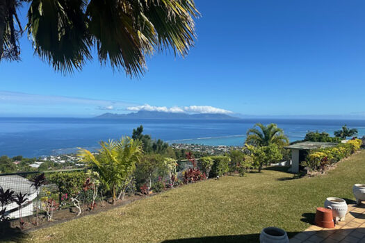 EXCLUSIVITE – TRES BELLE PROPRIETE SUR LES HAUTEURS DE PUNAAUIA