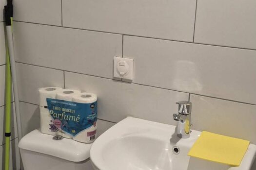 AVERA CHARMANT BUNGALOW AVEC VUE MER