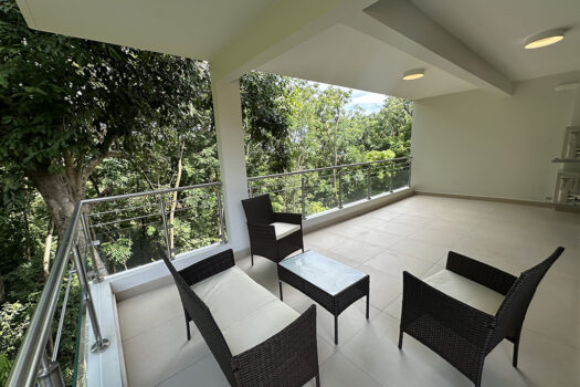 PAPEETE F3 DE STANDING AVEC PISCINE