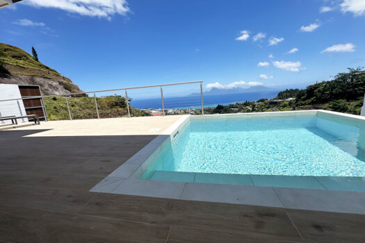 PUNAAUIA BELLE VILLA AVEC VUE MOOREA ET PISCINE