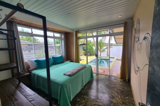 TOAHOTU VILLA F4 AVEC PISCINE ET VUE MER