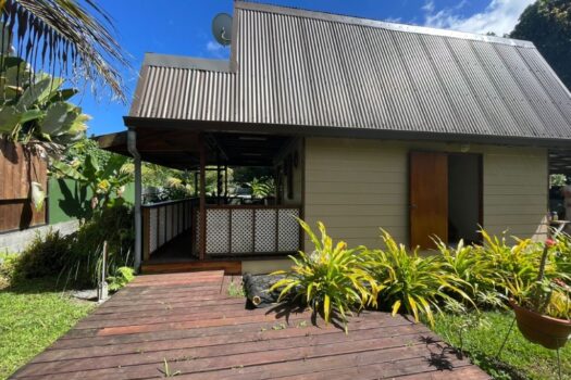TEAHUPOO CHALET EN PLEINE NATURE